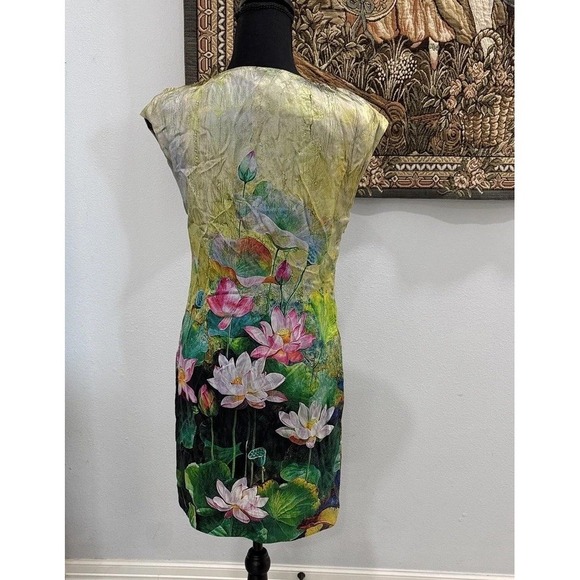 Lez‎ a Lez Silk Dress Womens Medium Multicolor Lotus Floral Sleeveless Sheath - Picture 5 of 9